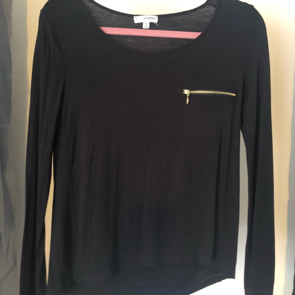 Long Sleeve Zipper Pocket Tee